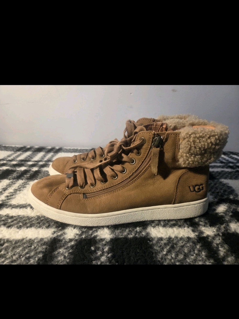 UGG Olive High Top Sneaker Brown & Cream US 9.5